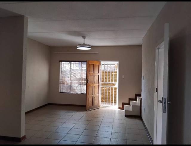 3 BEDROOM PROPERTY TO RENT IN BAILLIE PARK
